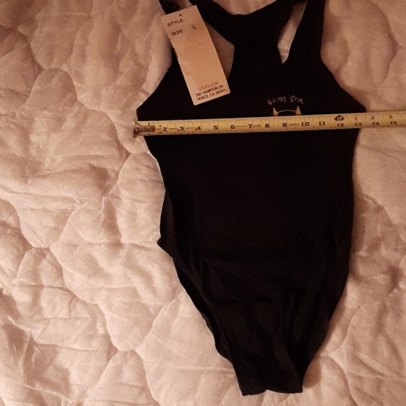 NEW GIRLS GOLDS GYM BODYSUIT, TANK, SMALL/ XS, BLACK, GOLD. - Picture 1 of 5